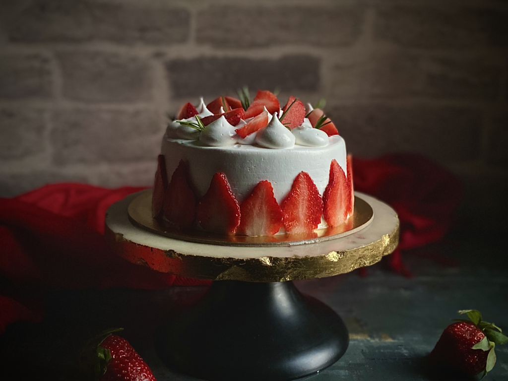 The Bake Box- Fraisier Strawberry cake