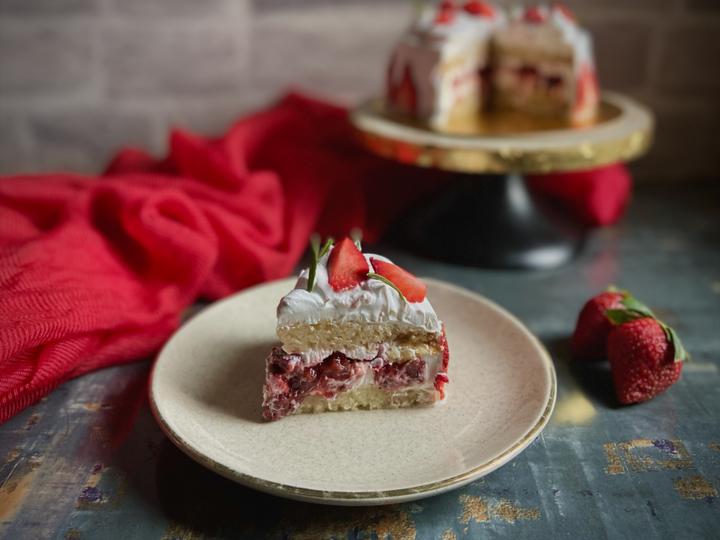 The Bake Box- Fraisier Strawberry cake1